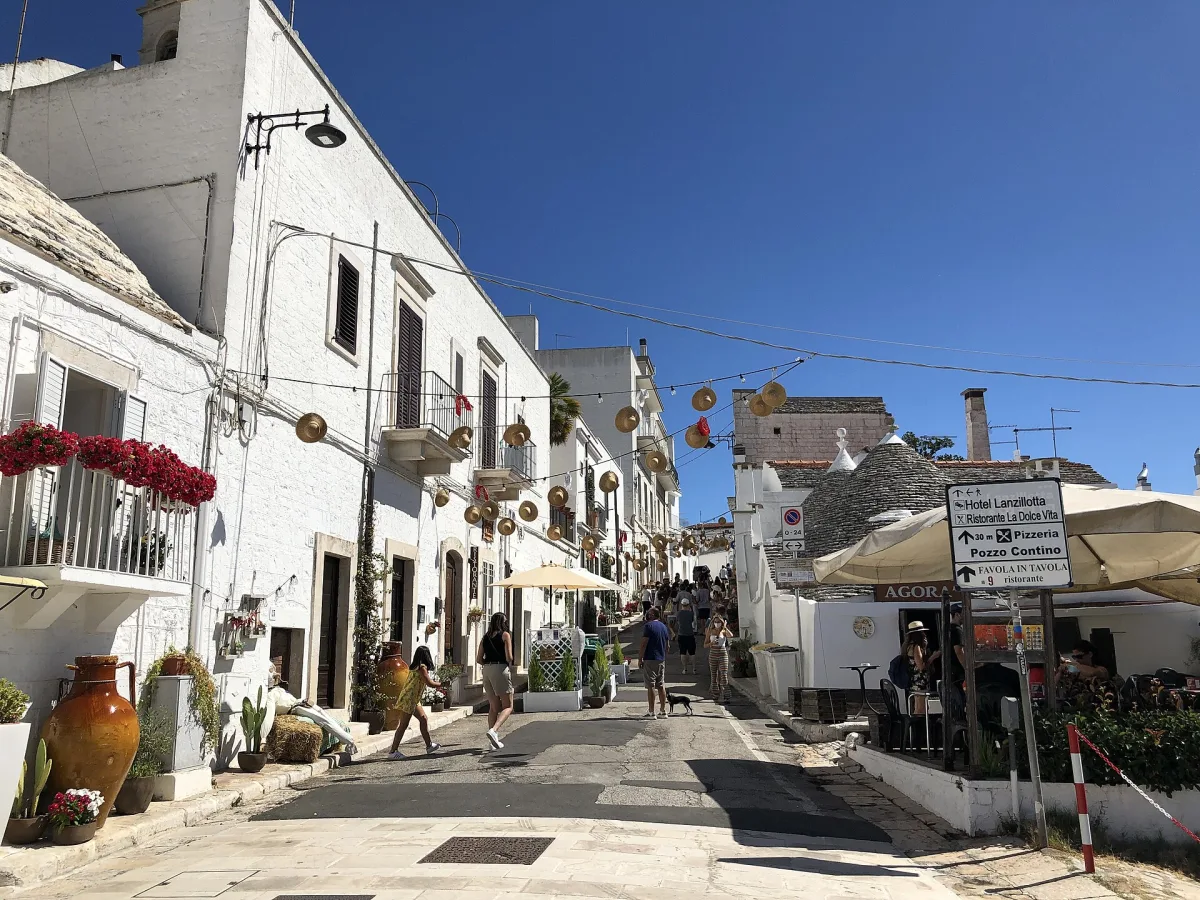 E' Festa in Coreggia: Concerto "Medleinitali" Alberobello 2026 date e programma