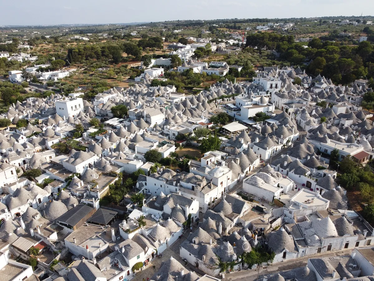 Ponte di Ognissanti 2026 ad Alberobello: ristoranti, dove mangiare, eventi